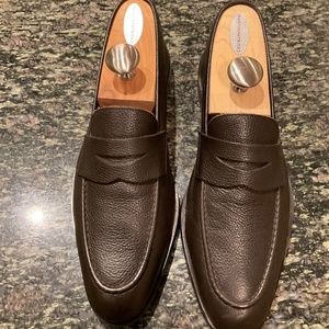 COPY - To Boot New York. Size 8. Brown. Italian loafer. Almost new condition.